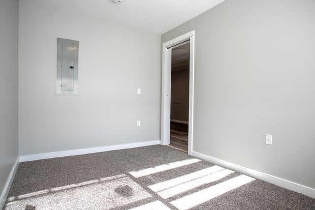 865 S Barre Rd, Barre, MA 01005