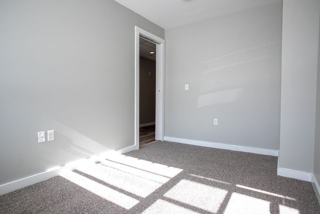 865 S Barre Rd, Barre, MA 01005