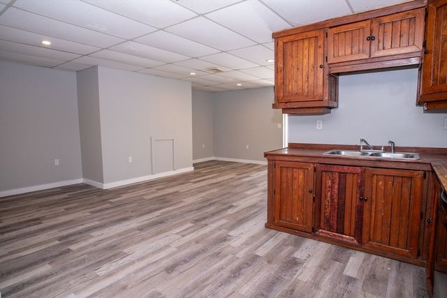 865 S Barre Rd, Barre, MA 01005