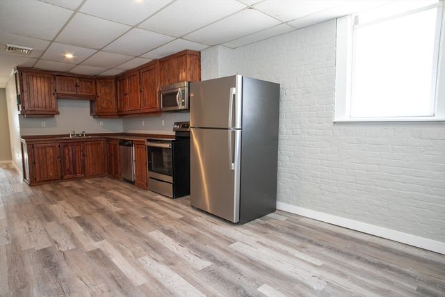 865 S Barre Rd, Barre, MA 01005