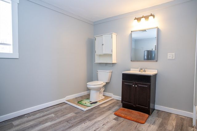 865 S Barre Rd, Barre, MA 01005