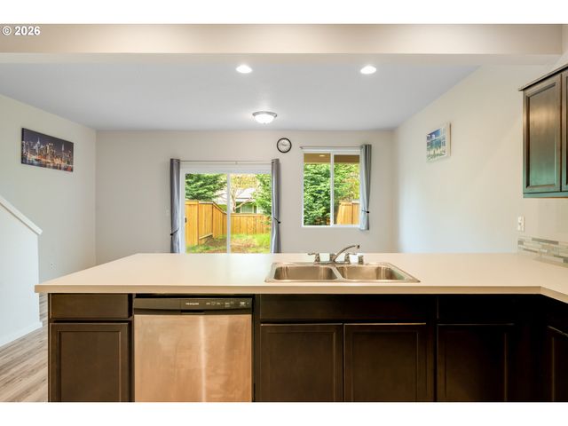 2210 Ne 115TH Ct 214, Vancouver, WA 98684