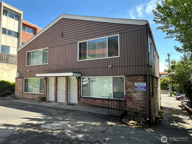 717 3rd Avenue N, Seattle, WA 98109