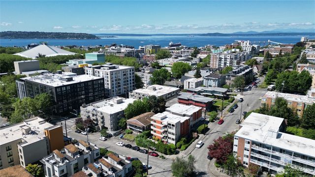 717 3rd Avenue N, Seattle, WA 98109