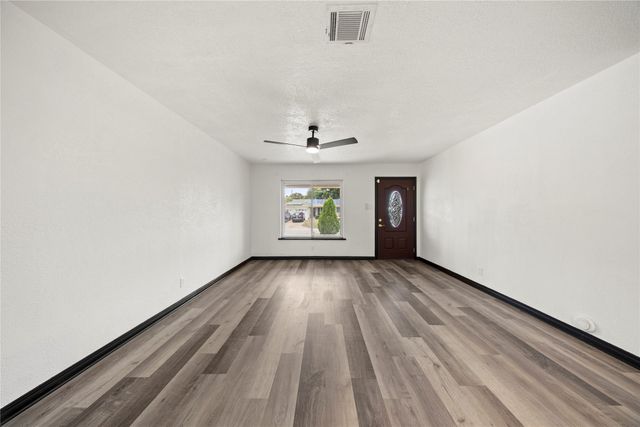 5316 Ammons, Haltom City, TX 76117