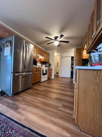 460 Bethel Avenue, Mammoth Spring, AR 72554