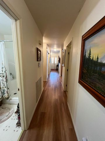 460 Bethel Avenue, Mammoth Spring, AR 72554