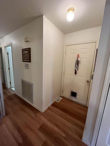 460 Bethel Avenue, Mammoth Spring, AR 72554