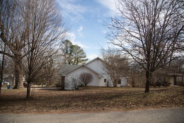 460 Bethel Avenue, Mammoth Spring, AR 72554