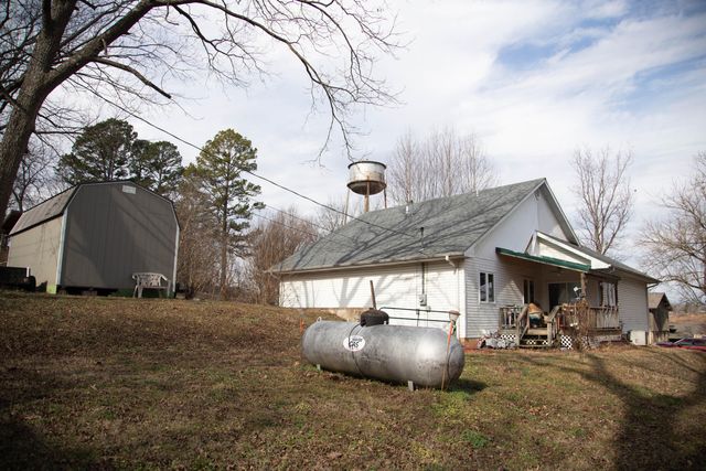 460 Bethel Avenue, Mammoth Spring, AR 72554