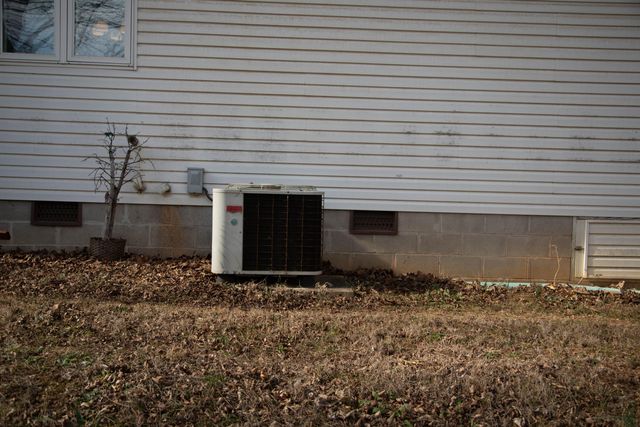 460 Bethel Avenue, Mammoth Spring, AR 72554