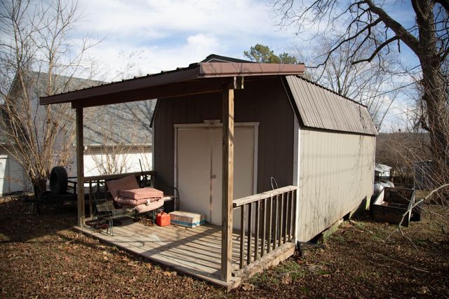 460 Bethel Avenue, Mammoth Spring, AR 72554