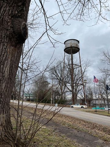 460 Bethel Avenue, Mammoth Spring, AR 72554