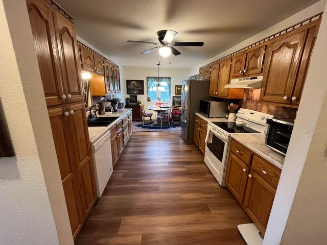 460 Bethel Avenue, Mammoth Spring, AR 72554