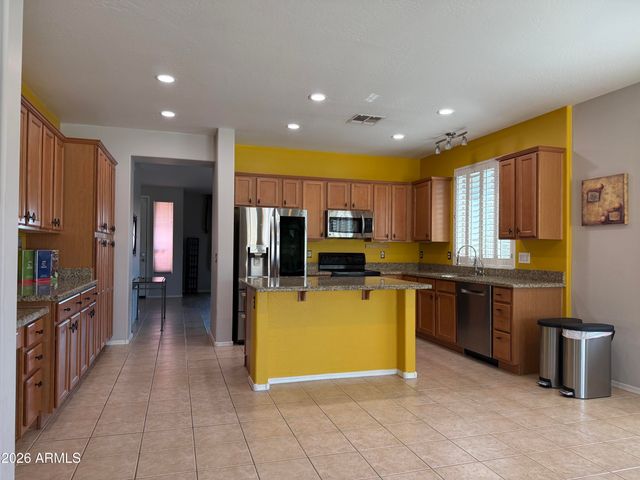 3738 W RUSHMORE Drive, Anthem, AZ 85086