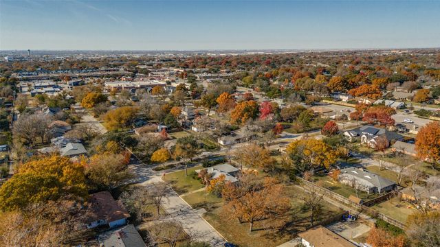 3009 Phyllis Lane, Farmers Branch, TX 75234