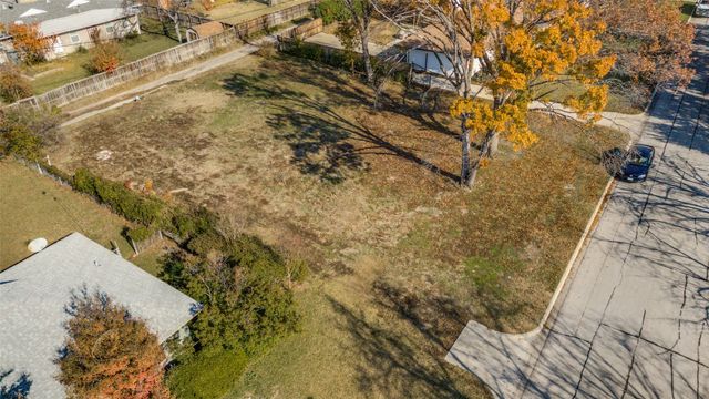 3009 Phyllis Lane, Farmers Branch, TX 75234