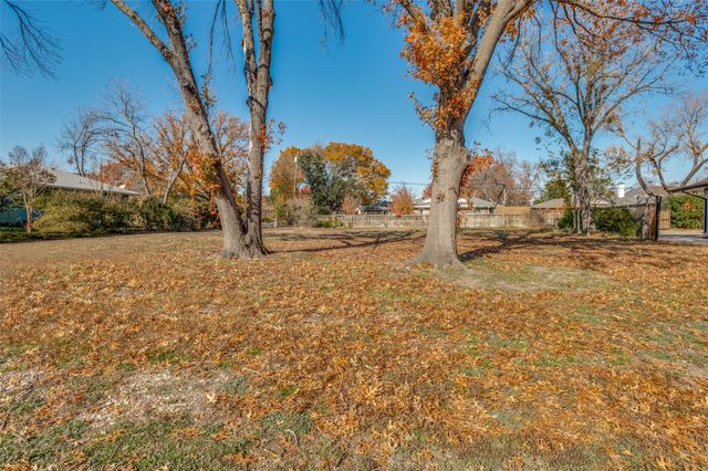 3009 Phyllis Lane, Farmers Branch, TX 75234