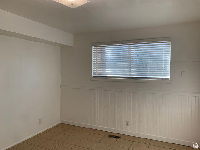 2530 S PARKCREST DR, West Valley City, UT 84119