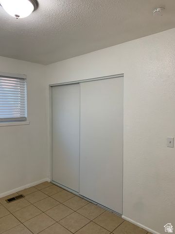 2530 S PARKCREST DR, West Valley City, UT 84119