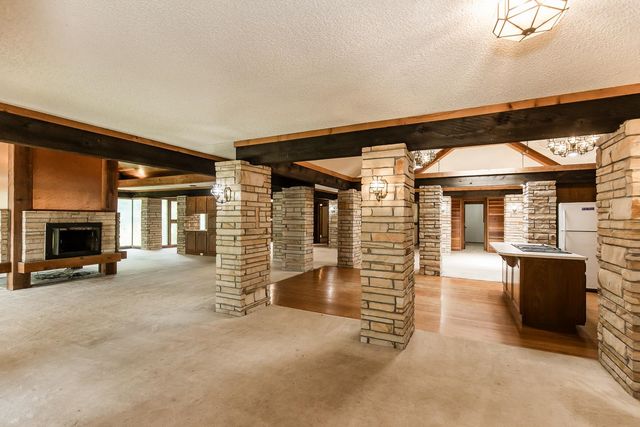 19031 SW Tawakoni Rd, Douglass, KS 67039