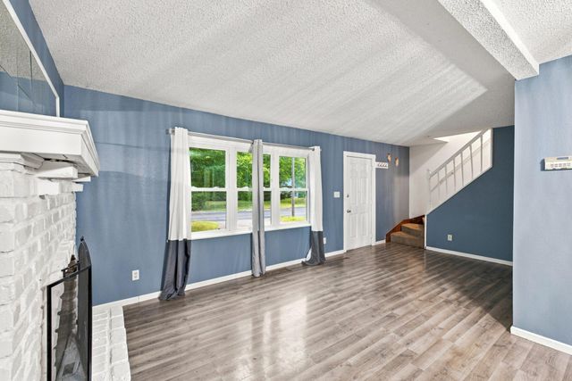 5432 Bryant Avenue N, Brooklyn Center, MN 55430