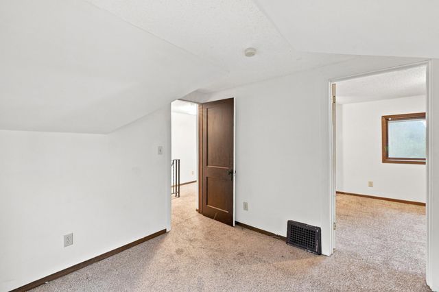 5432 Bryant Avenue N, Brooklyn Center, MN 55430