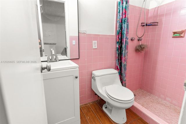 4700 NW 1st Ct, Plantation, FL 33317