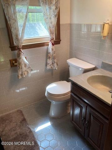 11 Brynmore Road, New Egypt, NJ 08533