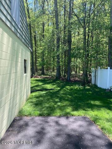 11 Brynmore Road, New Egypt, NJ 08533
