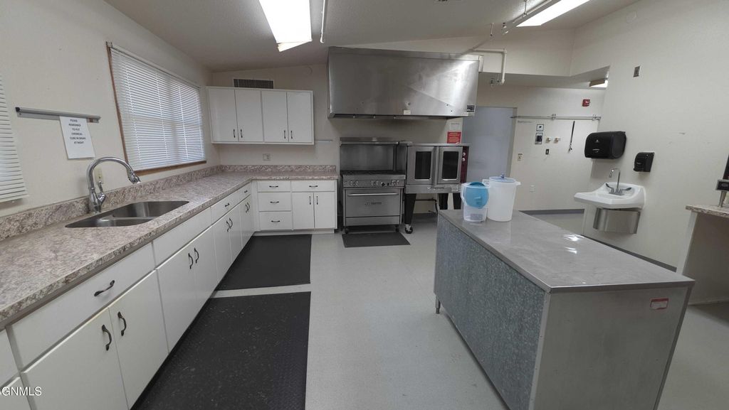 311 4th Street E, Napoleon, ND 58561 photo 6