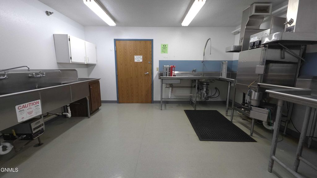 311 4th Street E, Napoleon, ND 58561 photo 8