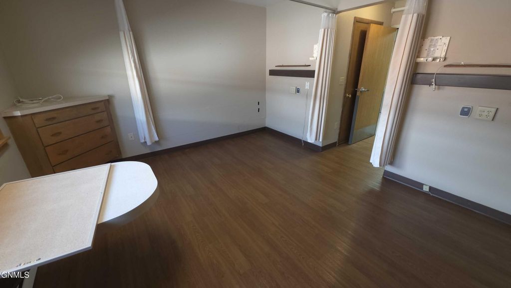 311 4th Street E, Napoleon, ND 58561 photo 9