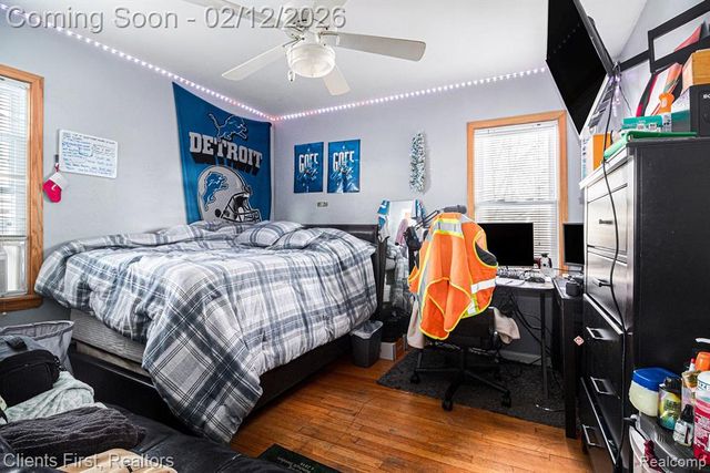 23306 Tireman Street, Dearborn Heights, MI 48127