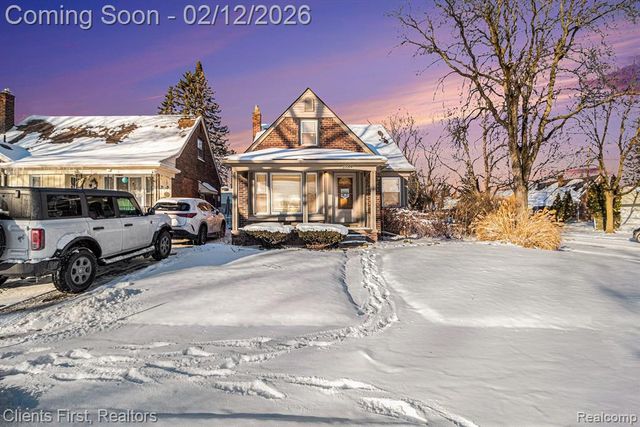 23306 Tireman Street, Dearborn Heights, MI 48127