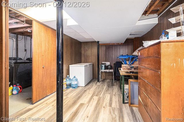 23306 Tireman Street, Dearborn Heights, MI 48127