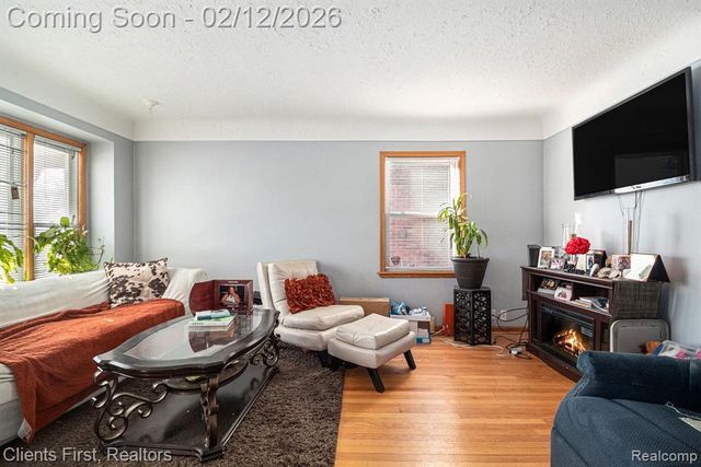 23306 Tireman Street, Dearborn Heights, MI 48127