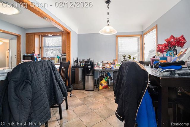 23306 Tireman Street, Dearborn Heights, MI 48127