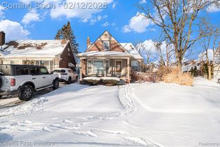 23306 Tireman Street, Dearborn Heights, MI 48127