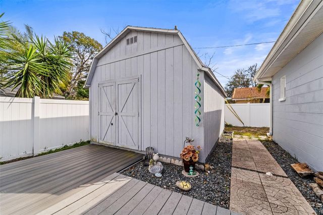 11532 84TH AVENUE, Seminole, FL 33772