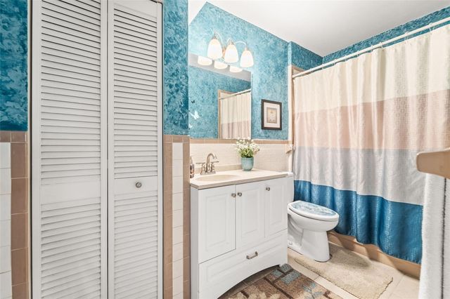 11532 84TH AVENUE, Seminole, FL 33772