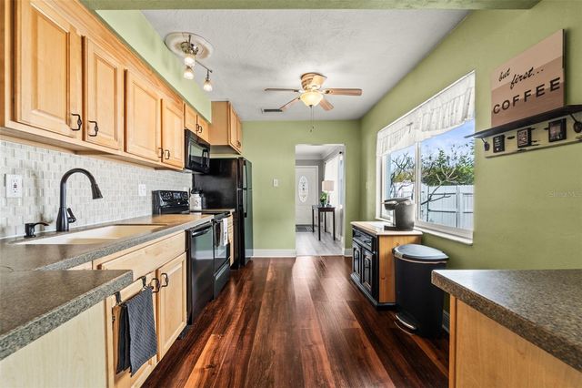 11532 84TH AVENUE, Seminole, FL 33772