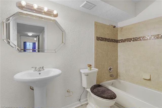 13545 Eagle Ridge DR 814, Fort Myers, FL 33912