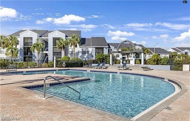 13545 Eagle Ridge DR 814, Fort Myers, FL 33912