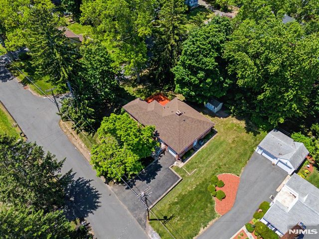 25 Birchwood Road, Denville Township, NJ 07834