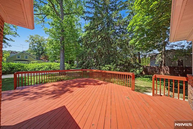 25 Birchwood Road, Denville Township, NJ 07834