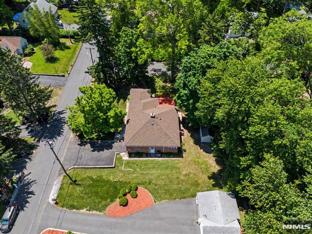 25 Birchwood Road, Denville Township, NJ 07834
