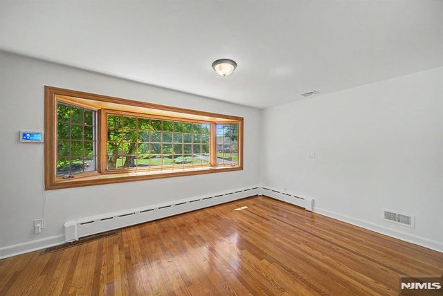 25 Birchwood Road, Denville Township, NJ 07834