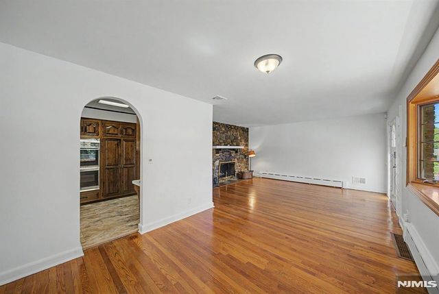 25 Birchwood Road, Denville Township, NJ 07834