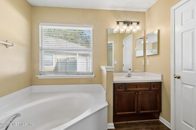 831 TIMBERJACK Court, Orange Park, FL 32065